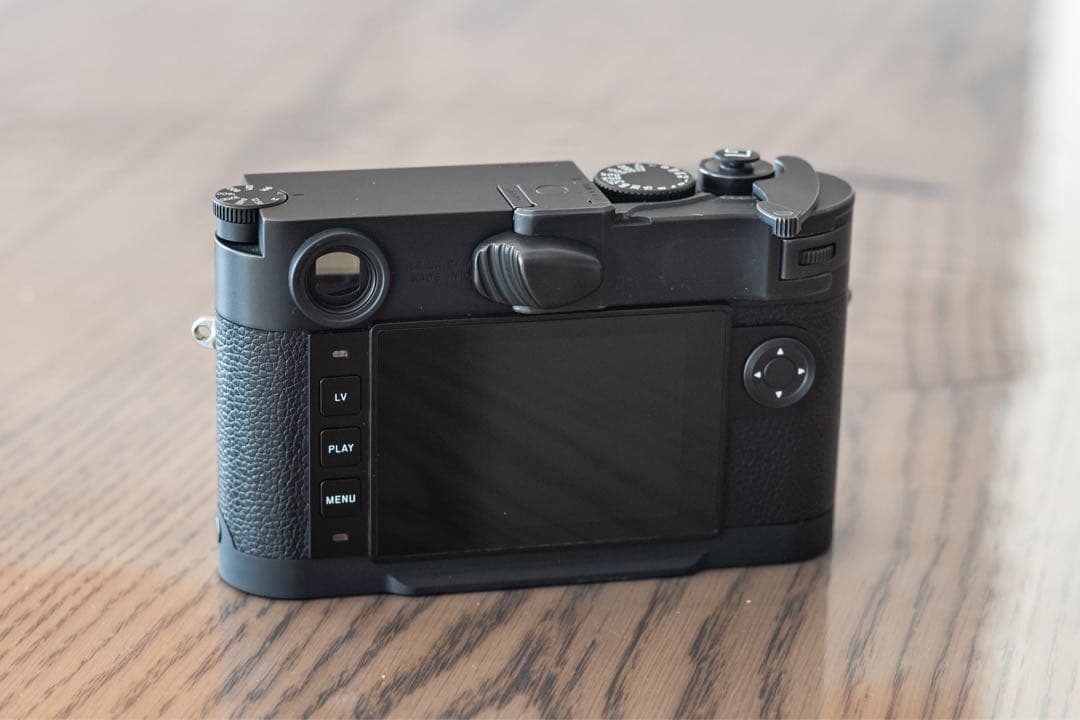 Leica ライカ M10 モノクローム グリップ 予備バッテリー付き 黒檀を