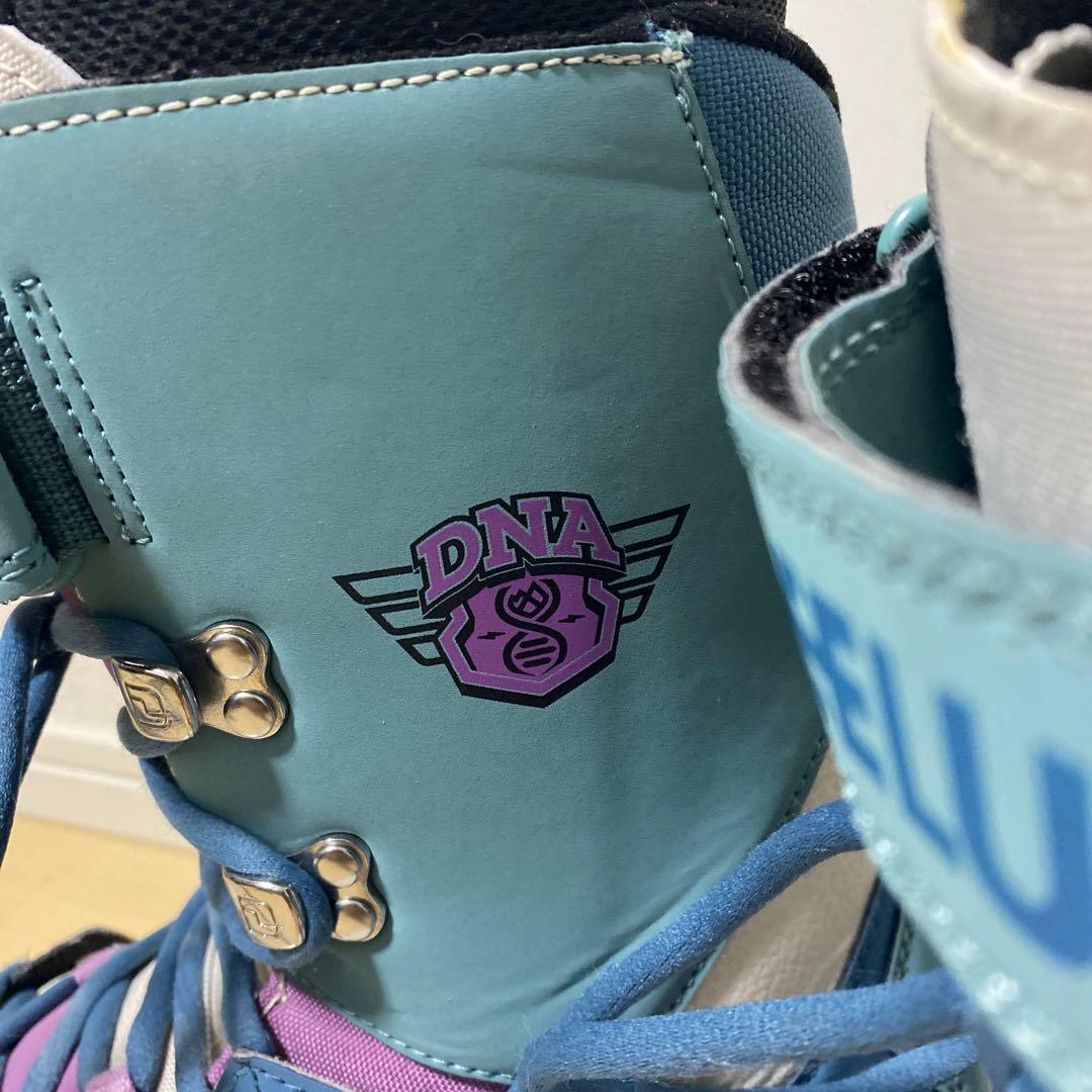 【美品_即日発送】DEELUXE スノボD.N.A. 27cm 23-24モデル