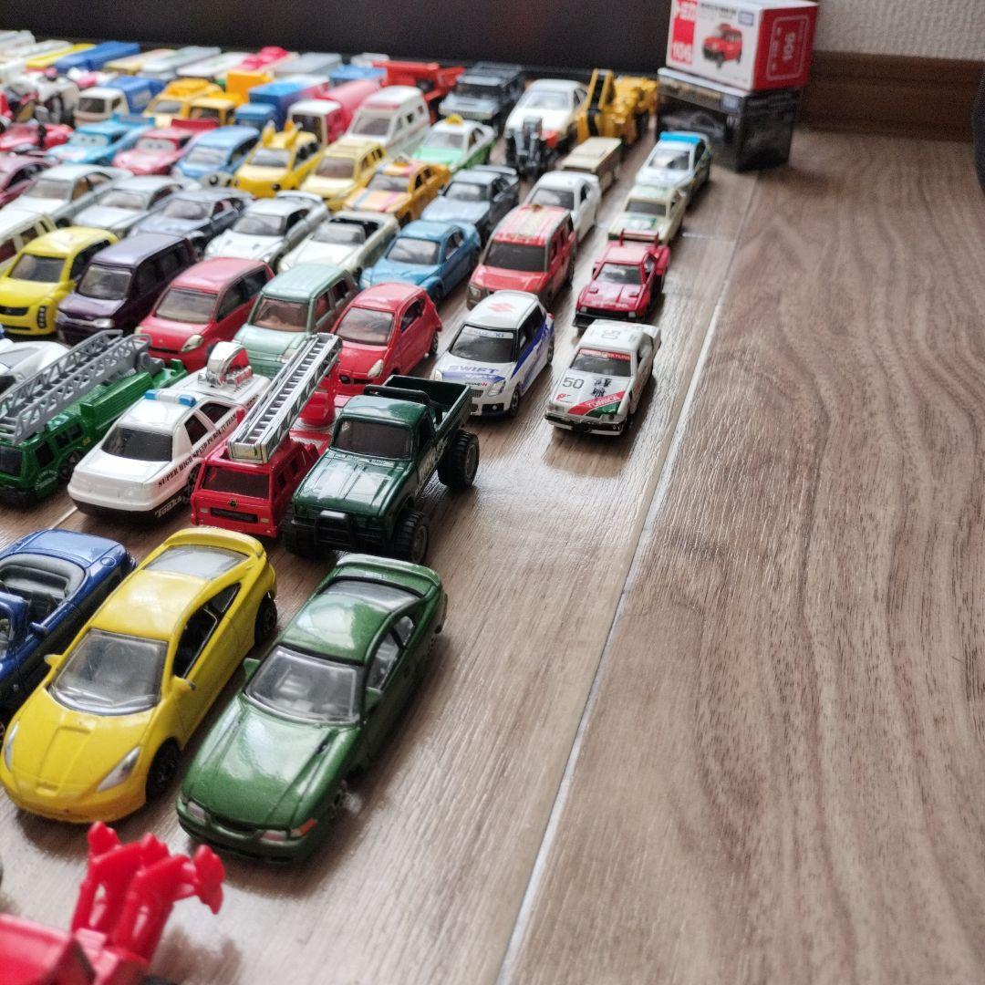 ミニカー トミカーなど　約200台セット