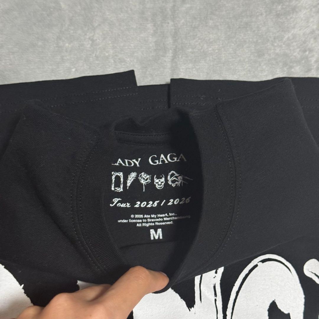 レディ ガガ tシャツ グッズ ENGLISH DATE BACK SS TEE