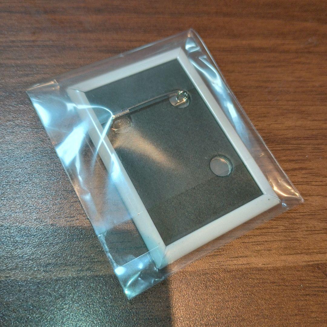 なとり 劇場 シークレット バッジ スクエア