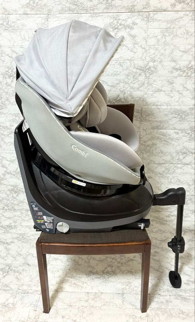 combi クルムーヴ アドバンス ISOFIX エッグショック JP-590