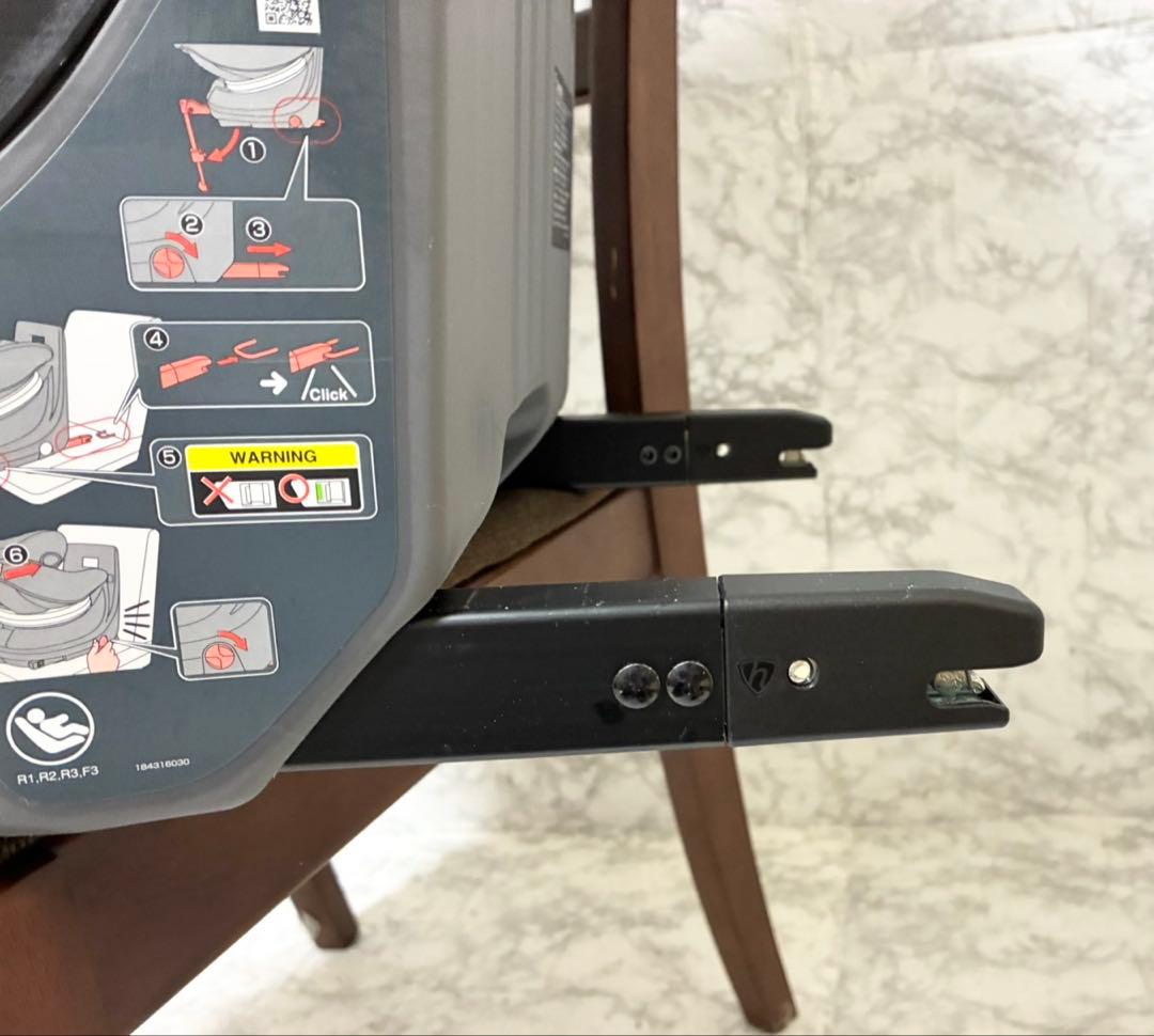 combi クルムーヴ アドバンス ISOFIX エッグショック JP-590