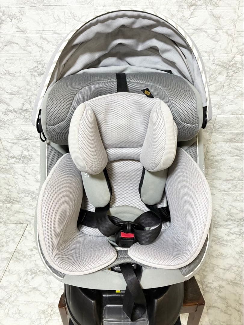 combi クルムーヴ アドバンス ISOFIX エッグショック JP-590