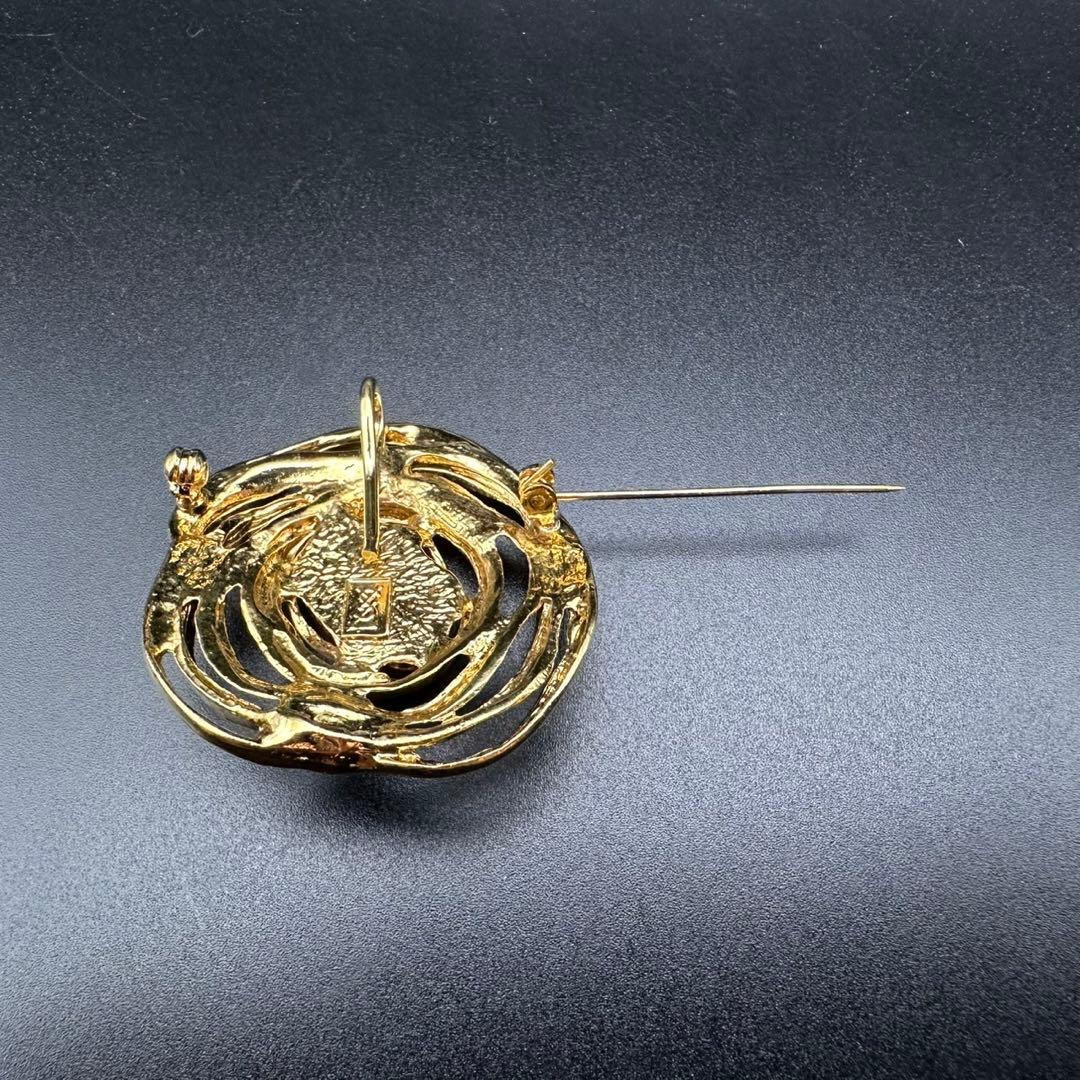 未使用級✨ YSL イヴ・サンローラン ブローチ グリポア ロゴ 852の通販