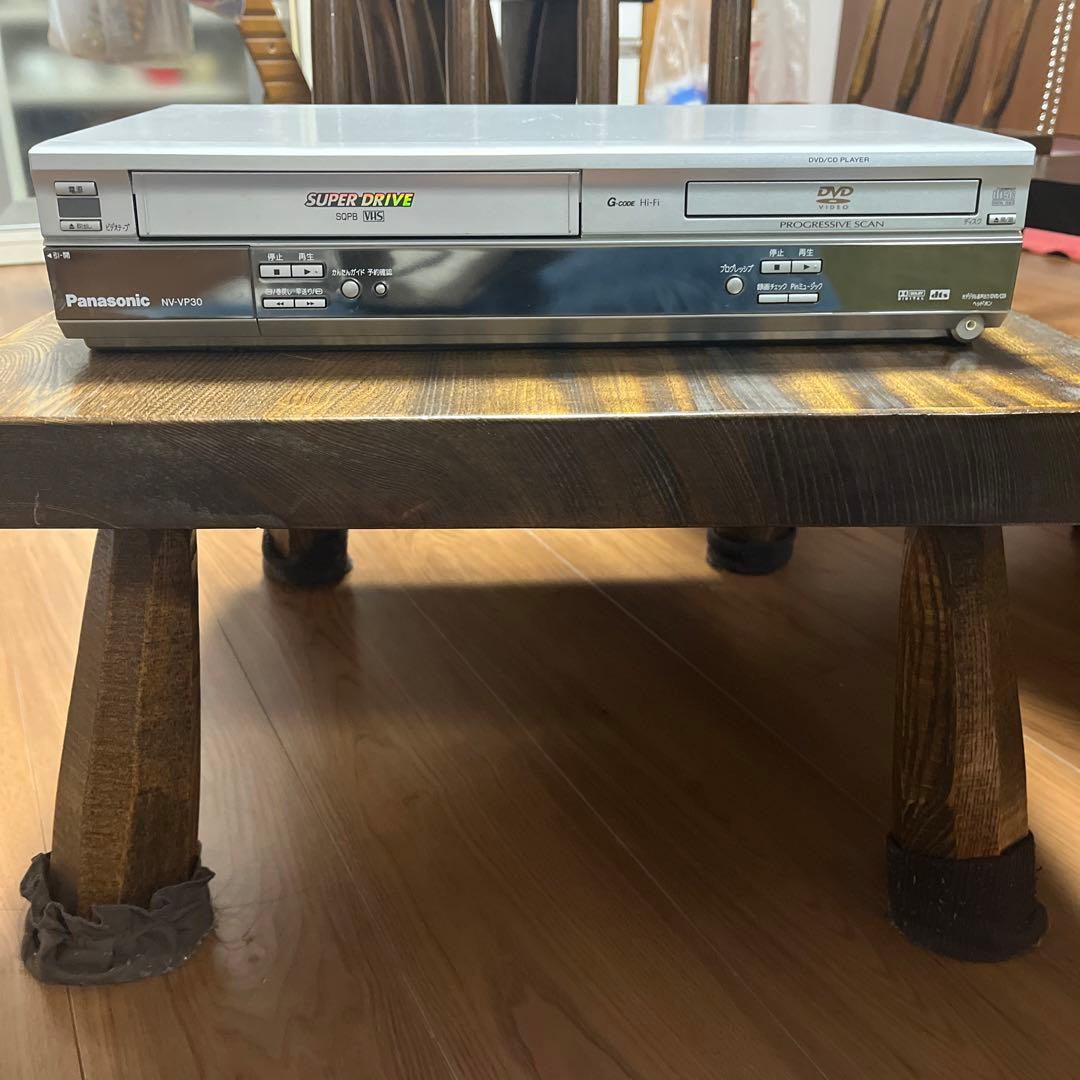 NV-VP30 Panasonic パナソニック VHS ビデオDVDプレーヤー - メルカリ