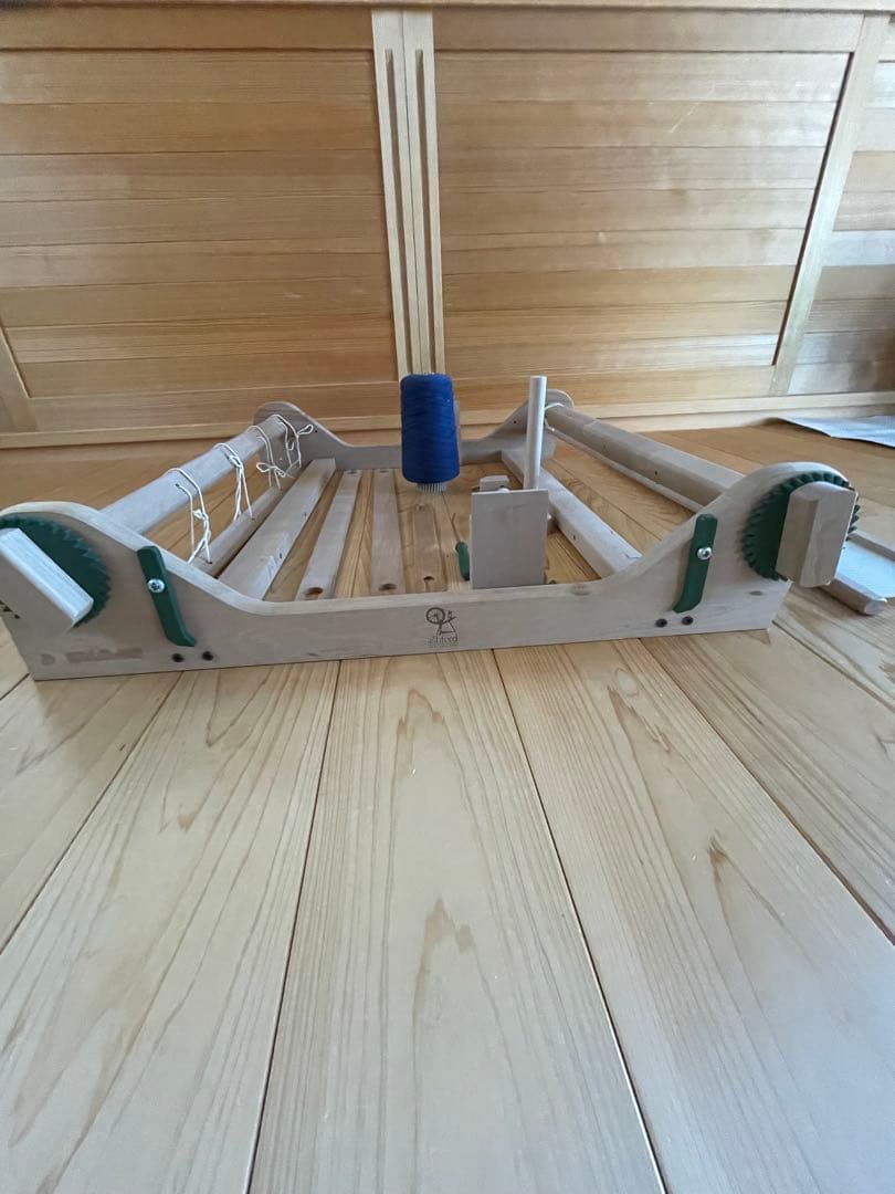 Ashfqrd製リジット卓上手織り機