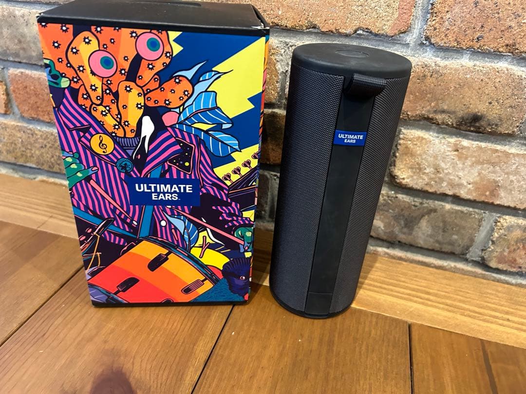 Ultimate Ears MEGA BOOM3 ワイヤレス Amazon.com: Ultimate Ears MEGABOOM 3 Wireless Portable Waterproof