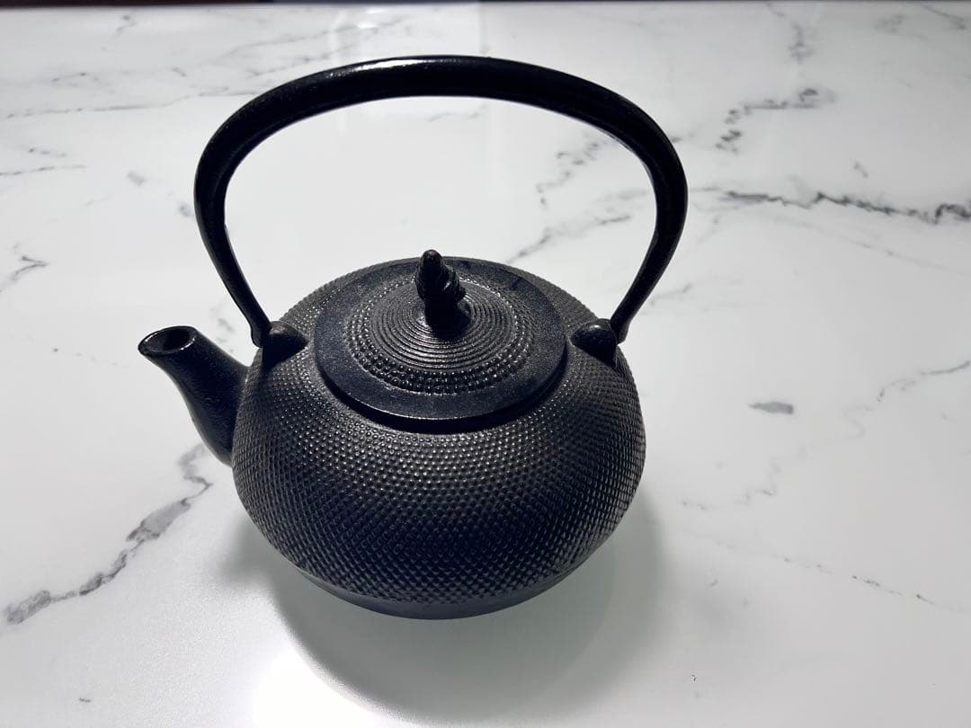 S167平丸霰地紋 鉄瓶 釜師 佐藤浄清造 共箱 茶道具 S167平丸霰