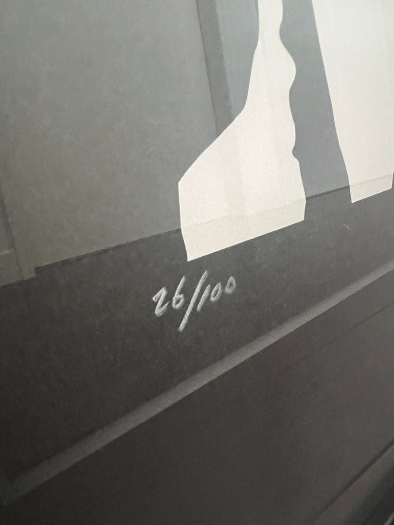 入手困難！コンラッドリーチ 人気ジミヘンの赤です！ - メルカリ