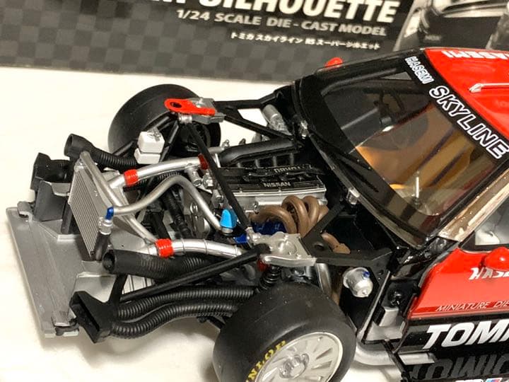 トミカEBBRO トミカ スカイラインRSスーパーシルエット 1/24スケール