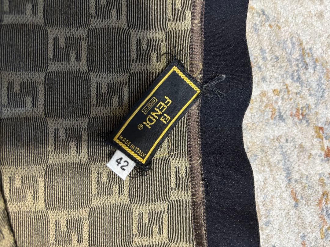 まん丸FENDI タイトスカート 42