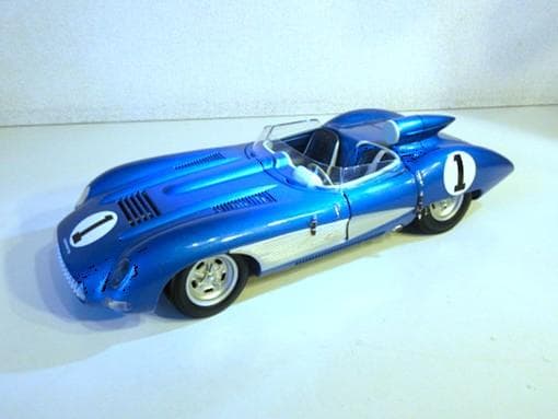 特価 AUTOart (1/18) コルベット SS XP-64