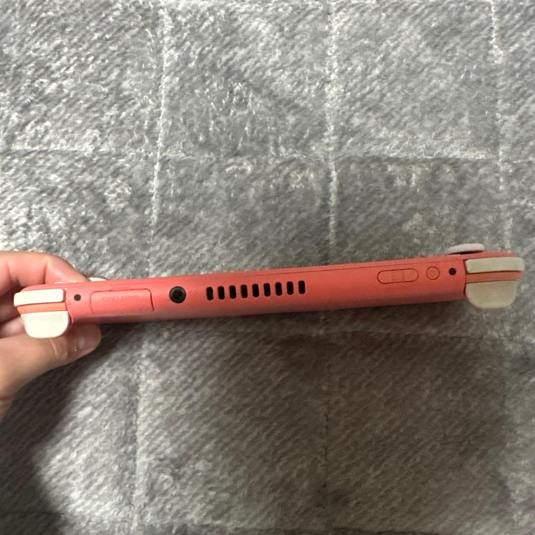 Nintendo Switch Liteピンク