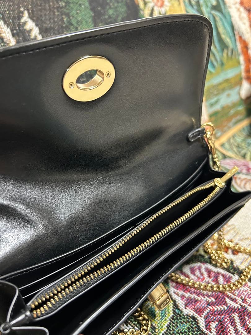 【美品】coach、コーチ、ブラックレザーキルティングゴールドショルダーバッグ