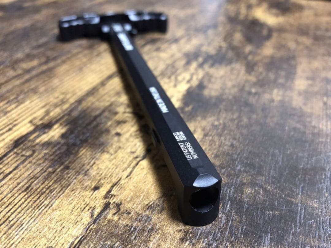 実物 battlearms チャージングハンドル