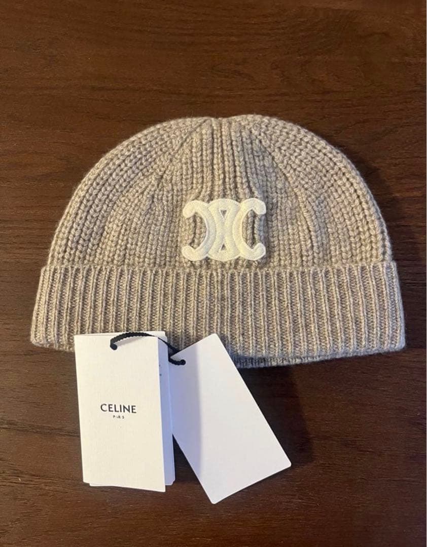 CELINE 定番ニット帽 グレージュ☆入手困難☆ - メルカリ