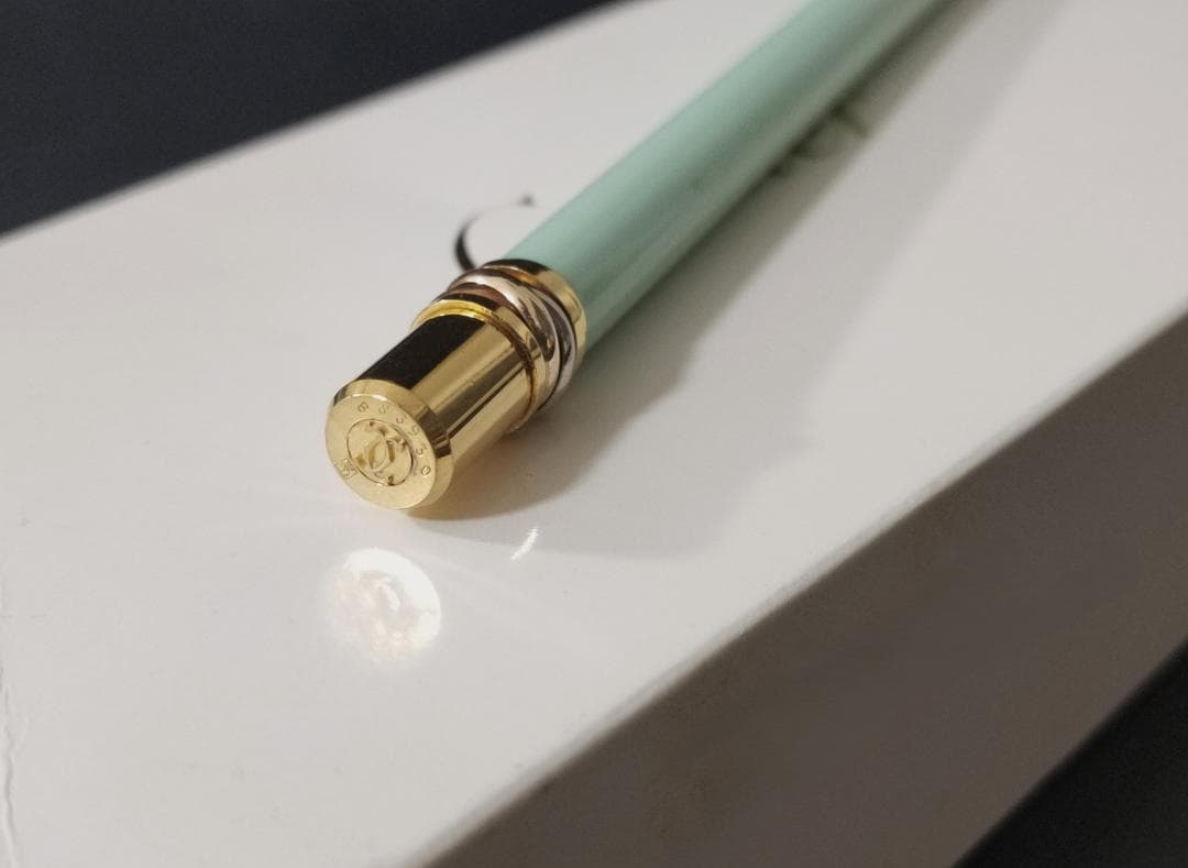 Cartier マスト ドゥ カルティエ トリニティ グリーン ボールペン