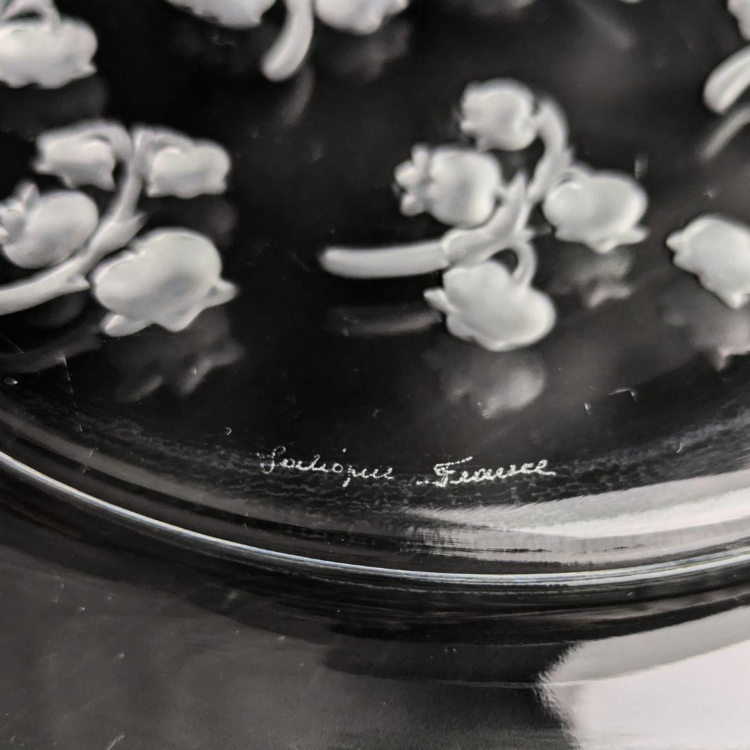 硝子にすずらんが遊ぶ☆ラリック すずらん 21㎝ フロスト加工 プレート