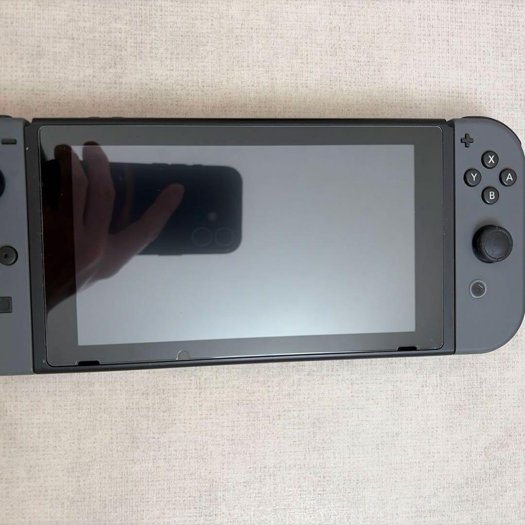 美品！Nintendo Switch グレー　本体　動作確認済　ハードケース付き