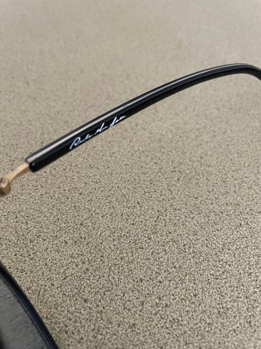 RULE THE FATE サングラス（ケース付き）