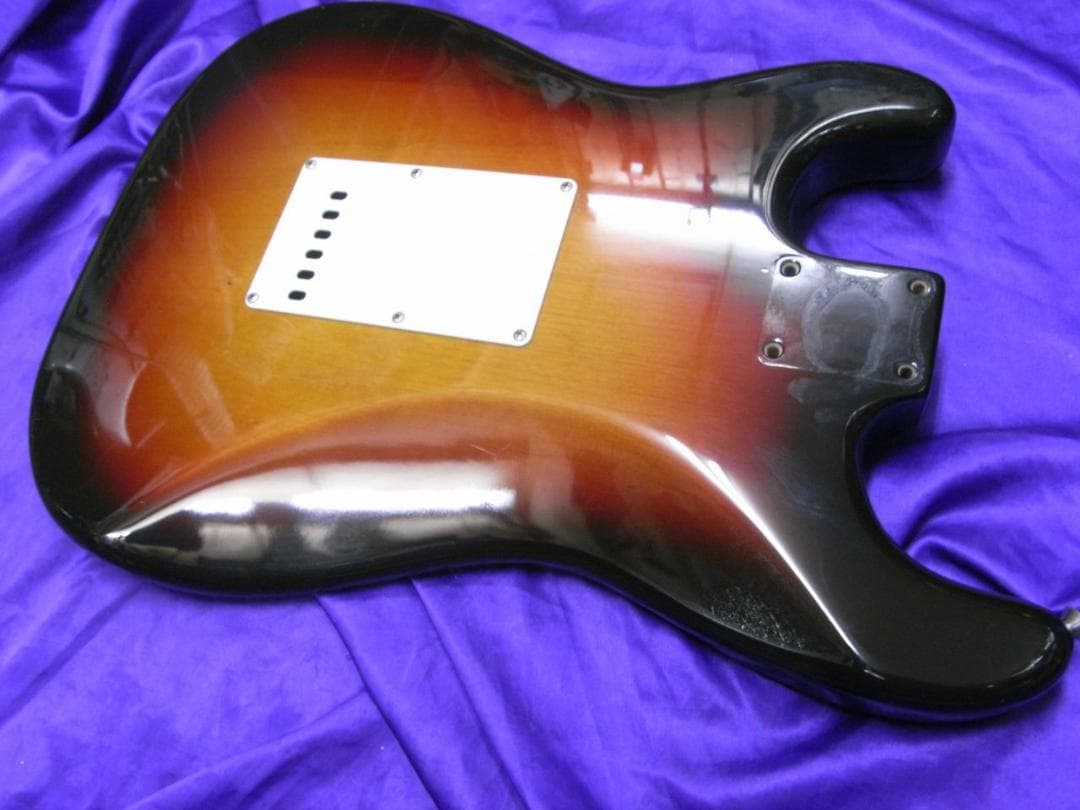 mosrite mark2 ramones ジョニーラモーン モズライト Mach Two White