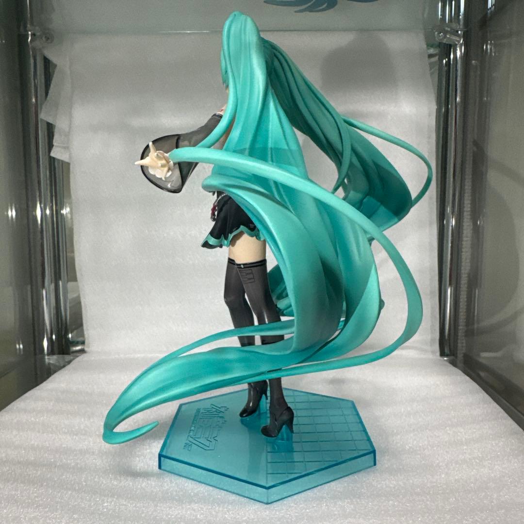 グッドスマイルカンパニー 初音ミク NT 1/8スケールフィギュア