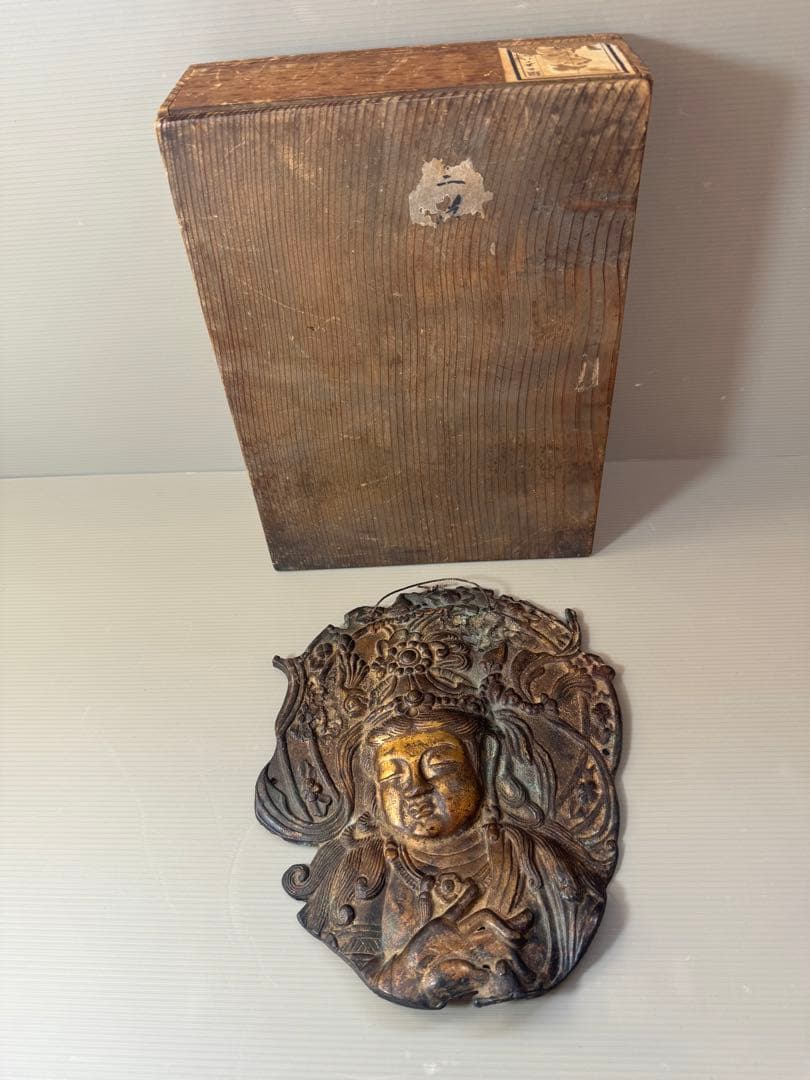2707 銅製 観世音菩薩 仏像 置物 壁掛け 時代物 工芸品