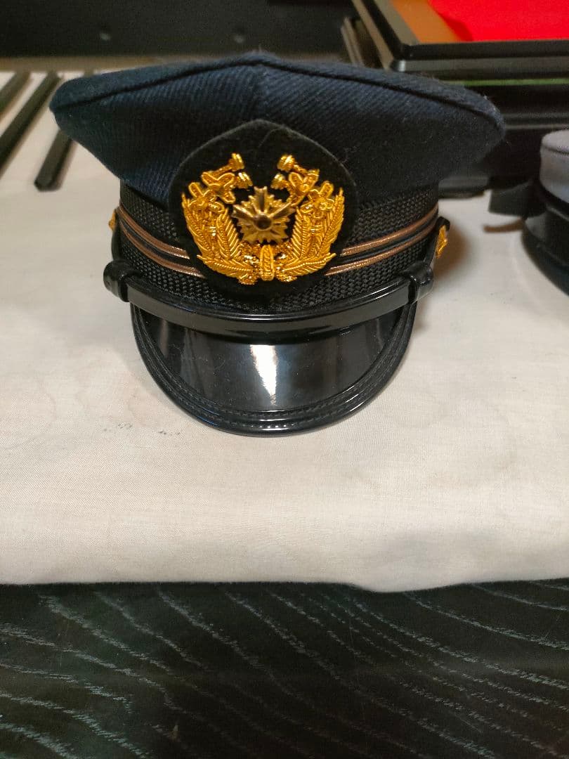 希少】警察官帽子 ミニチュア セット 2点 組み立て式ケース付 昭和レトロ