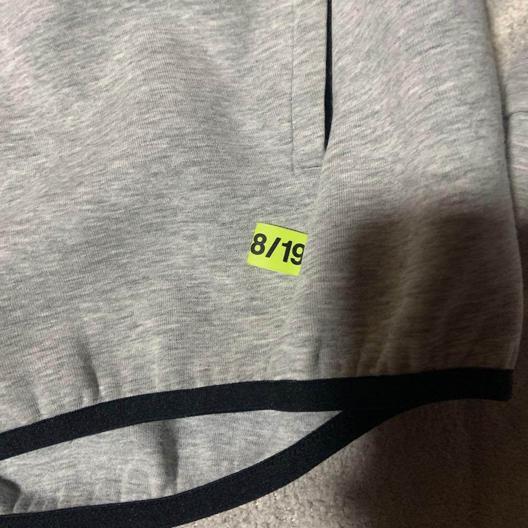 Bristol 星柄フード付きパーカー