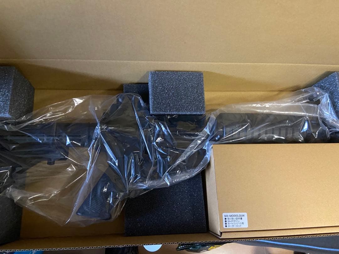 タニオコバ M4 限定モデルガン マガジン2個、薬莢追加 期間限定