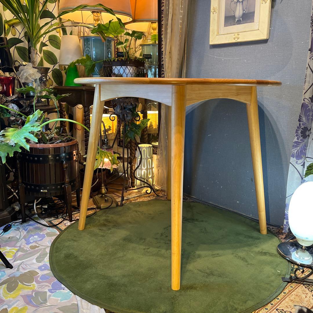 ￼saleアルダーソリッド　ラウンドテーブル　８５丸テーブル　コンパクト