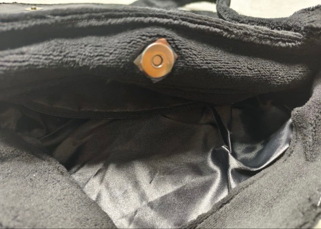 【お値下げ】CHANEL ショルダーバッグ BTSテテ着用　パイル生地　ブラック