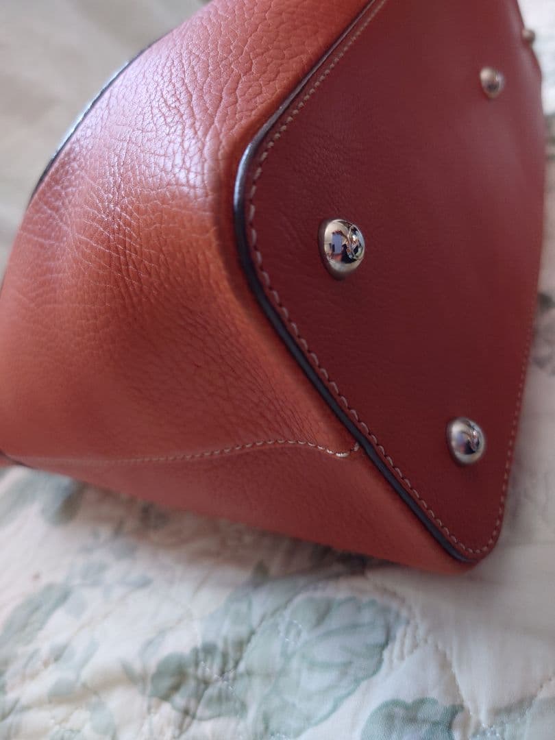 TOD'S トッズ本革ハンドバッグ