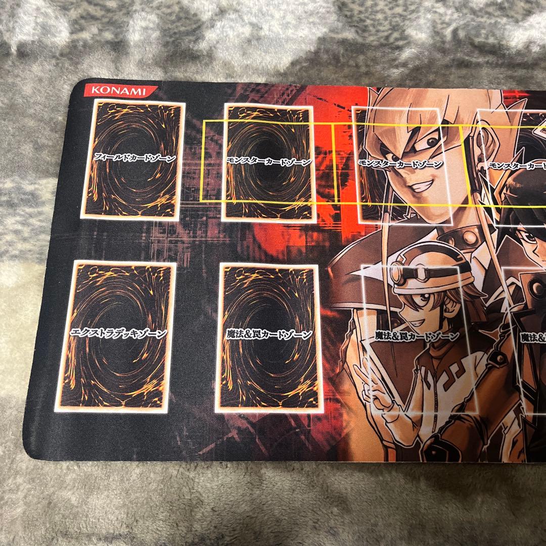 遊戯王 5d's プレイマット ハーフ 懸賞 vジャンプ