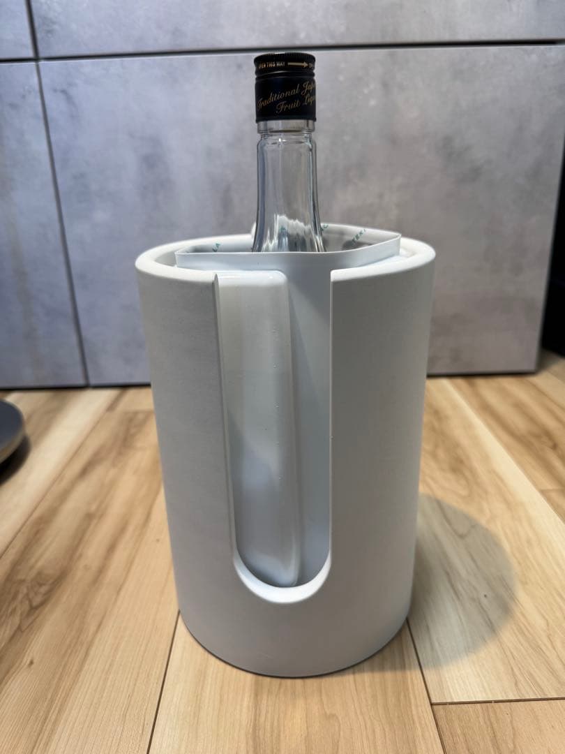 珪藻土ワインボトルクーラー 白の通販はau PAY マーケット - 輸入雑貨
