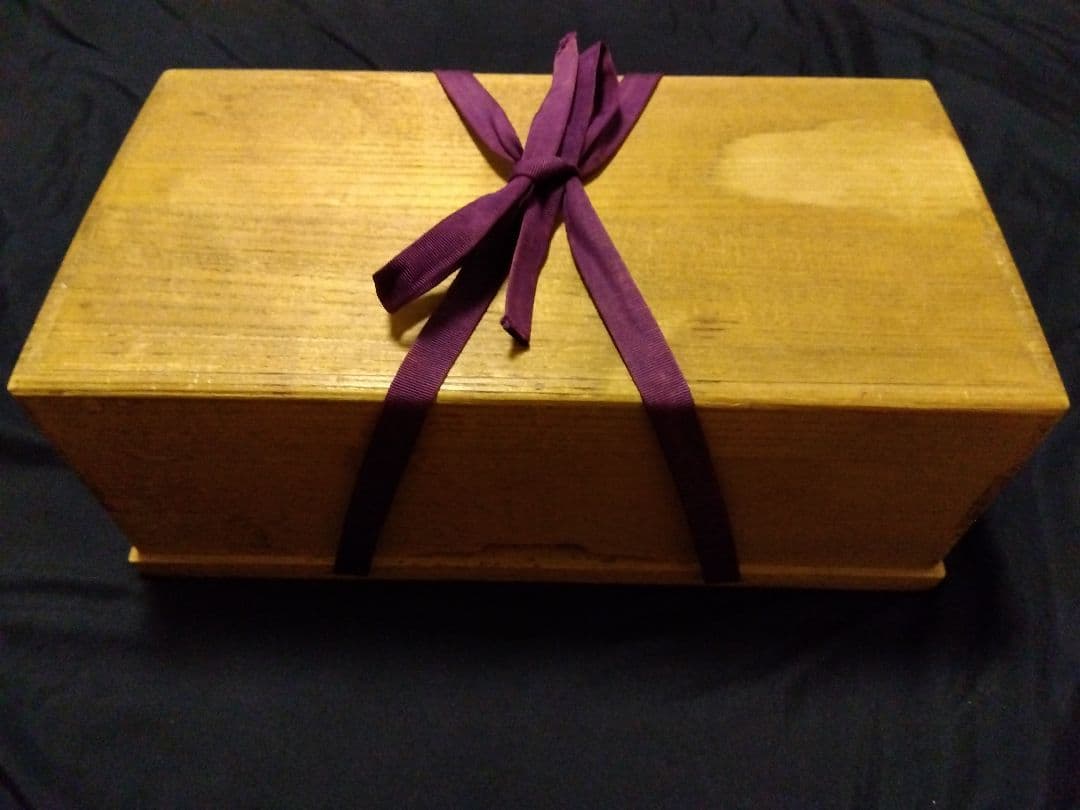 日向特製蛤碁石　月印相当　35号程度　特大欅碁笥　那智黒石　桐箱付き