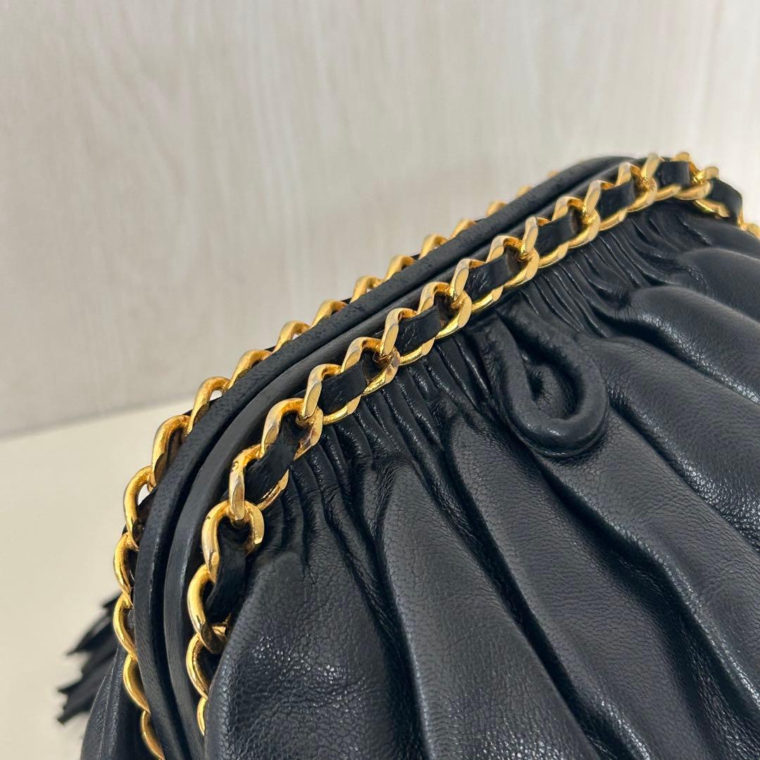CHANEL シャネル ショルダーバッグ レザー がま口 フリンジ