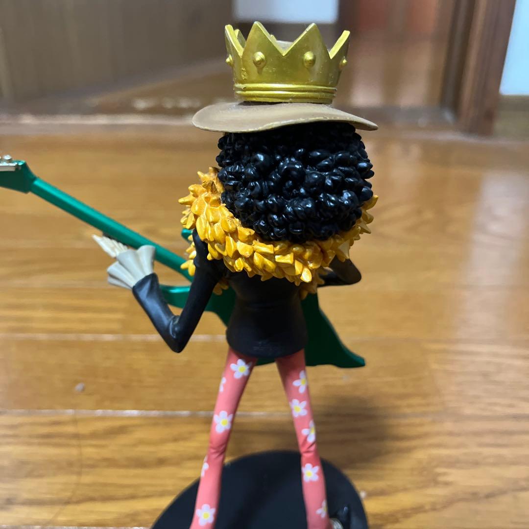 ワンピース ブルック フィギュア ギター - メルカリ