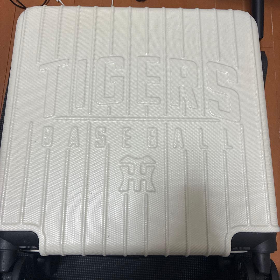 【最終値下げ】TIGERS Diamond plus キャリーケース 最終値下げ】TIGERS Diamond plus キャリーケース ユアサプライムス