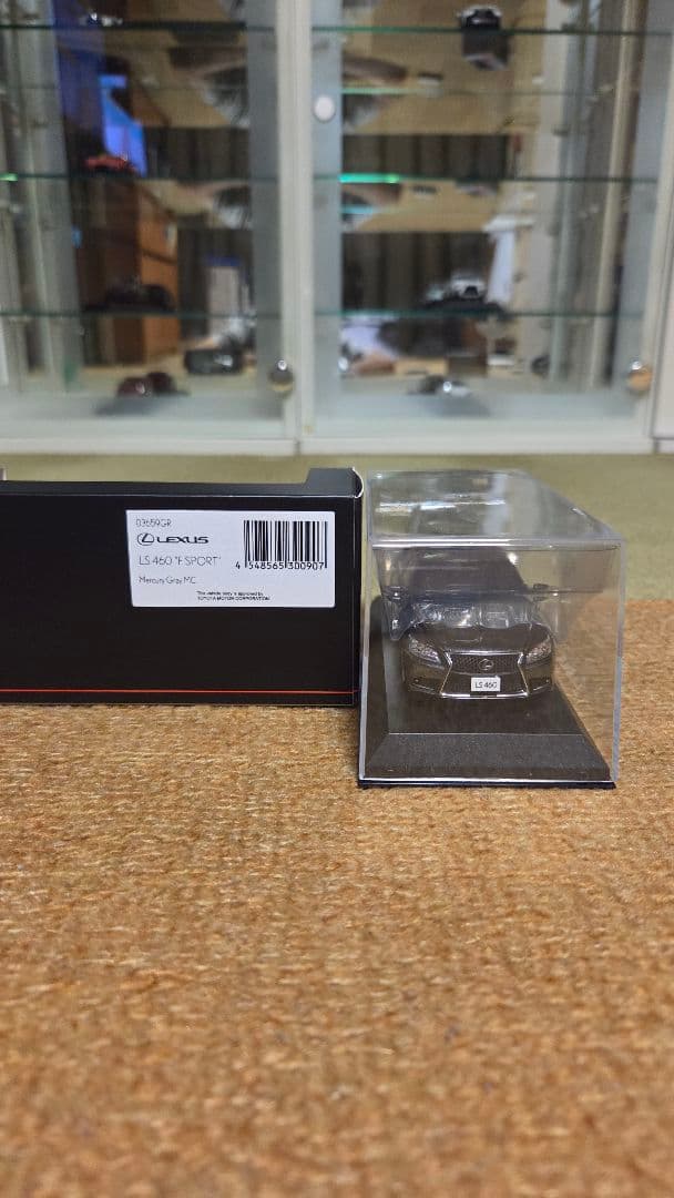 1/43 京商 レクサス LS 460 F Sport