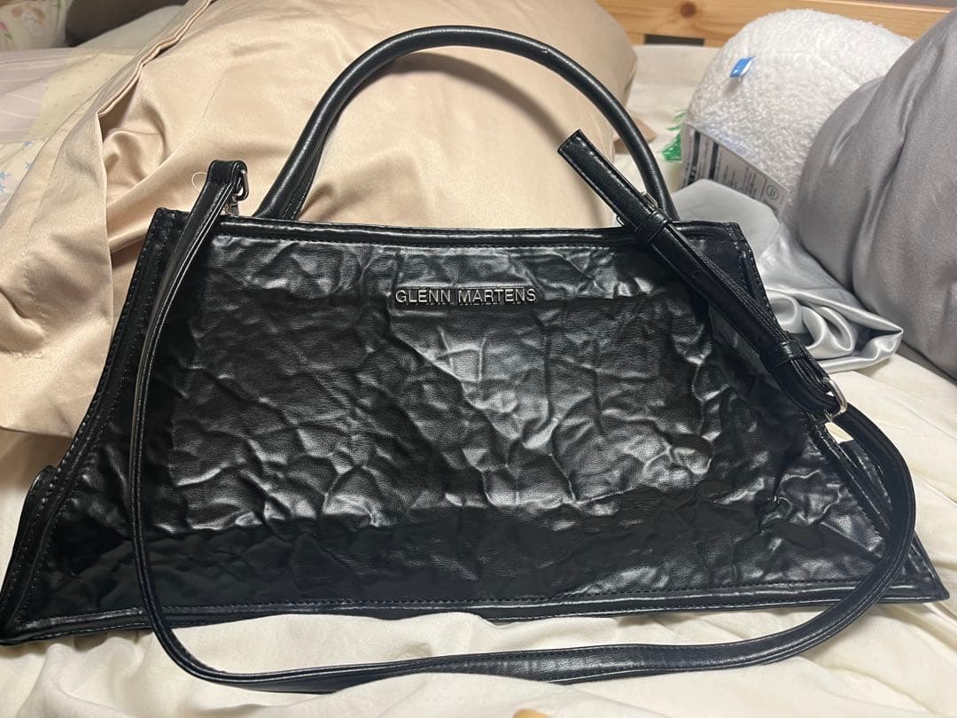 【】　GLENN MARTENSショルダーバッグ