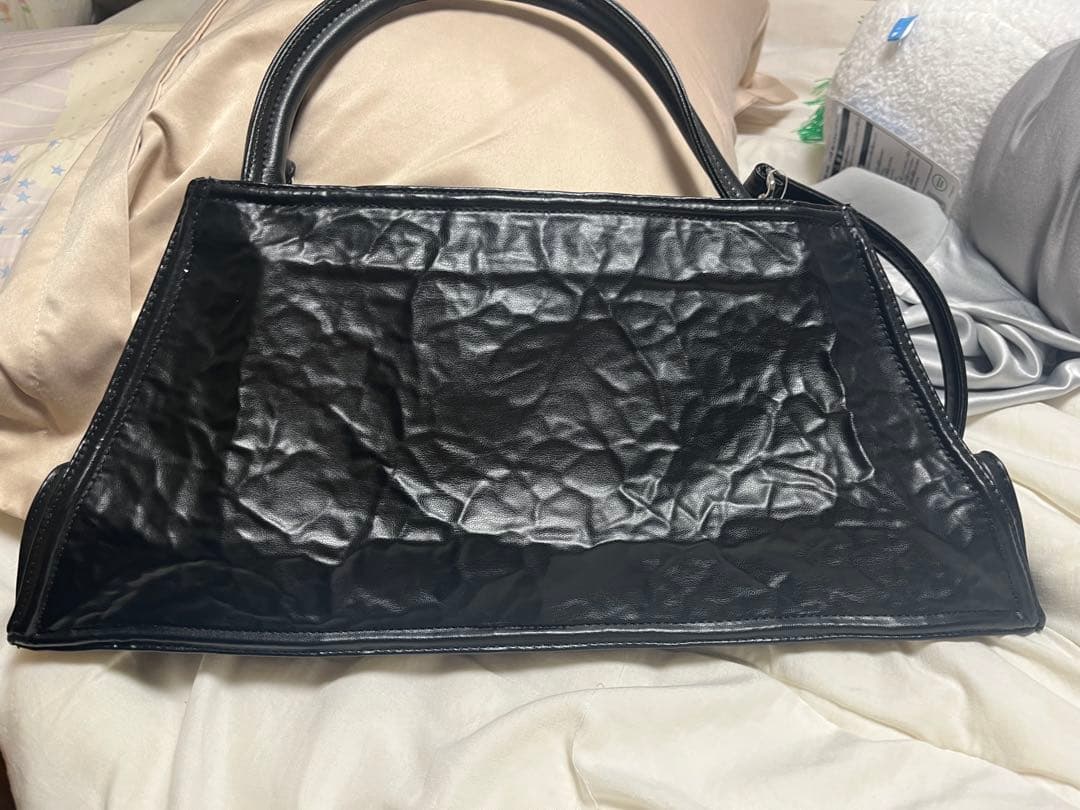 【】　GLENN MARTENSショルダーバッグ