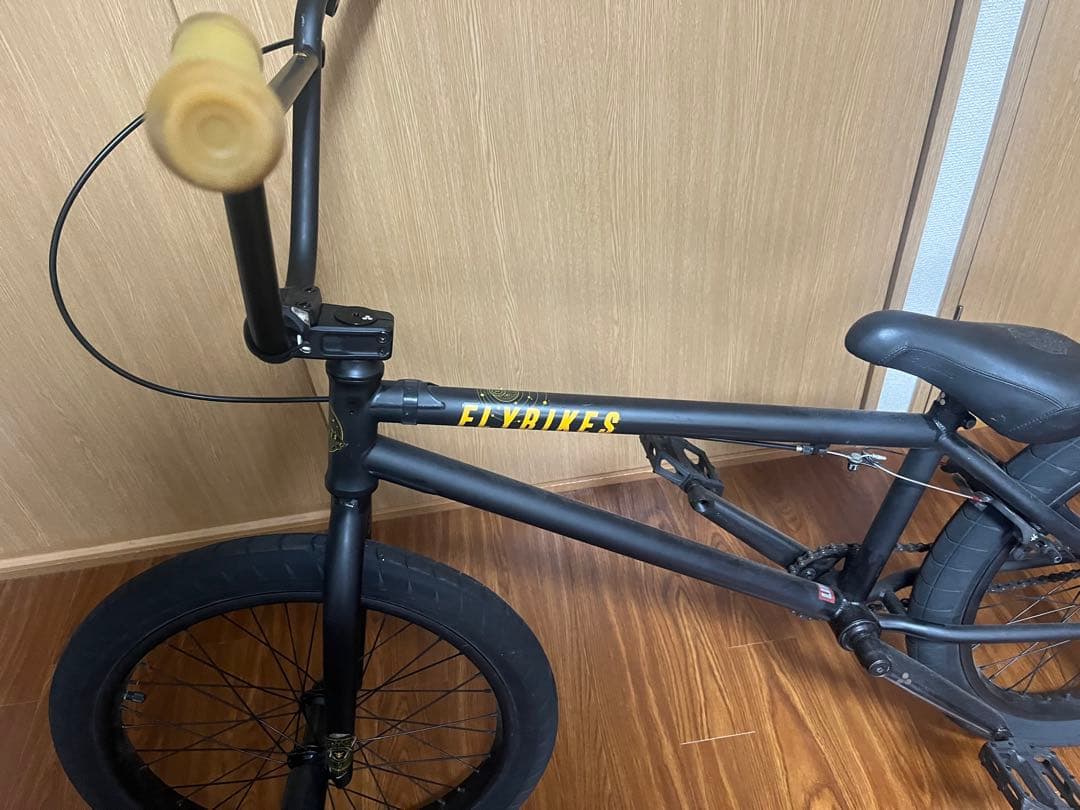 FLYBIKES PROTON 使用極少 BMX 20インチ　静岡発