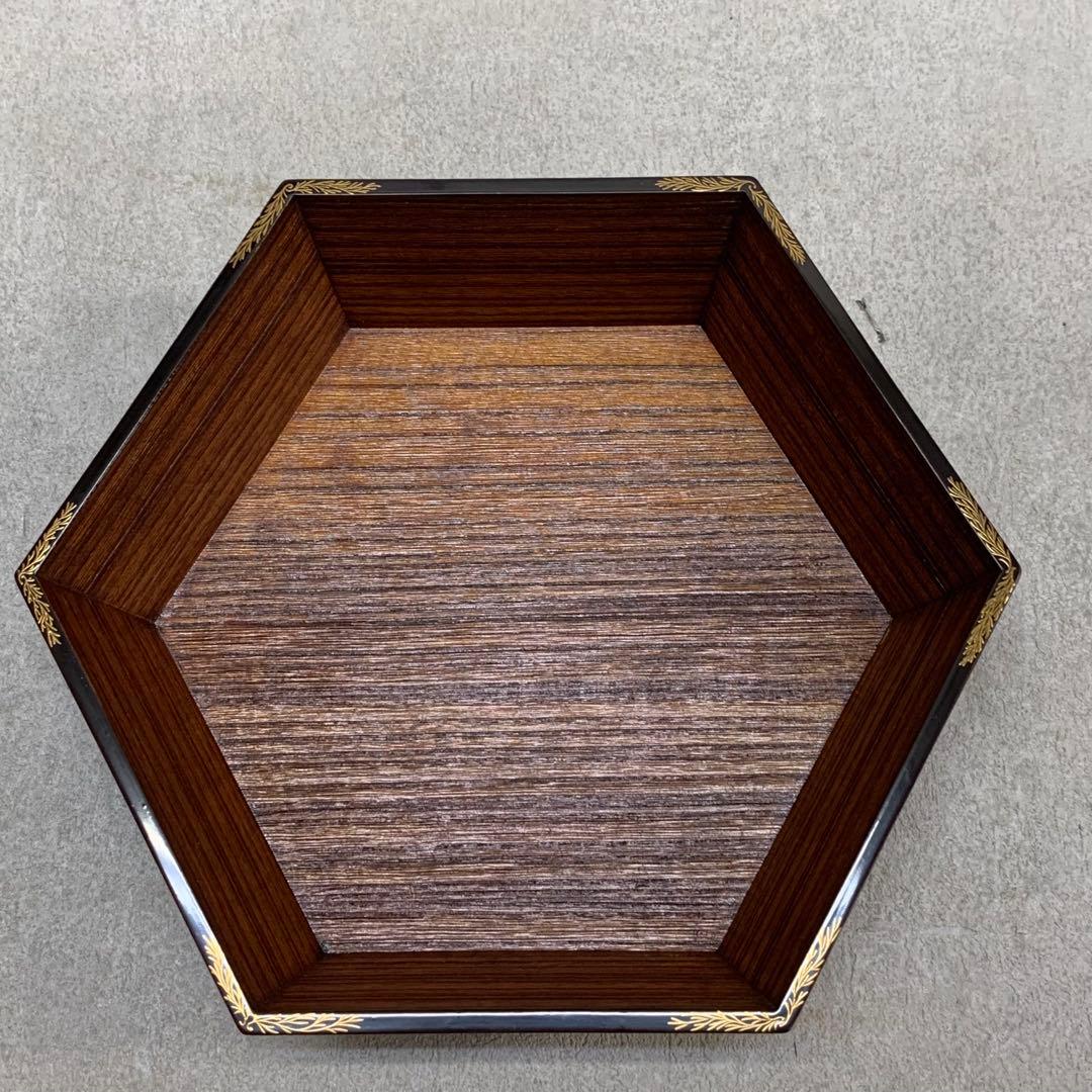 菓子器 堅地屋清兵衛 塗師 茶道具 茶の湯 木目 六角