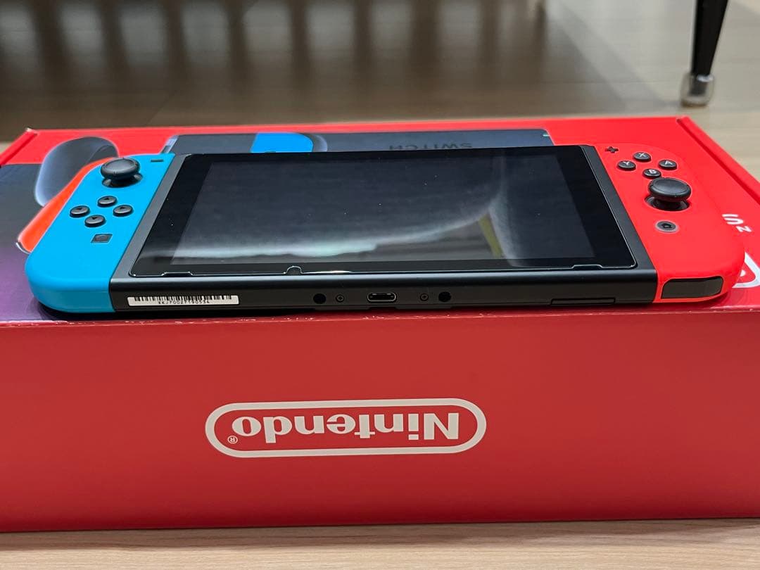 Nintendo Switch 本体　箱・付属品完備