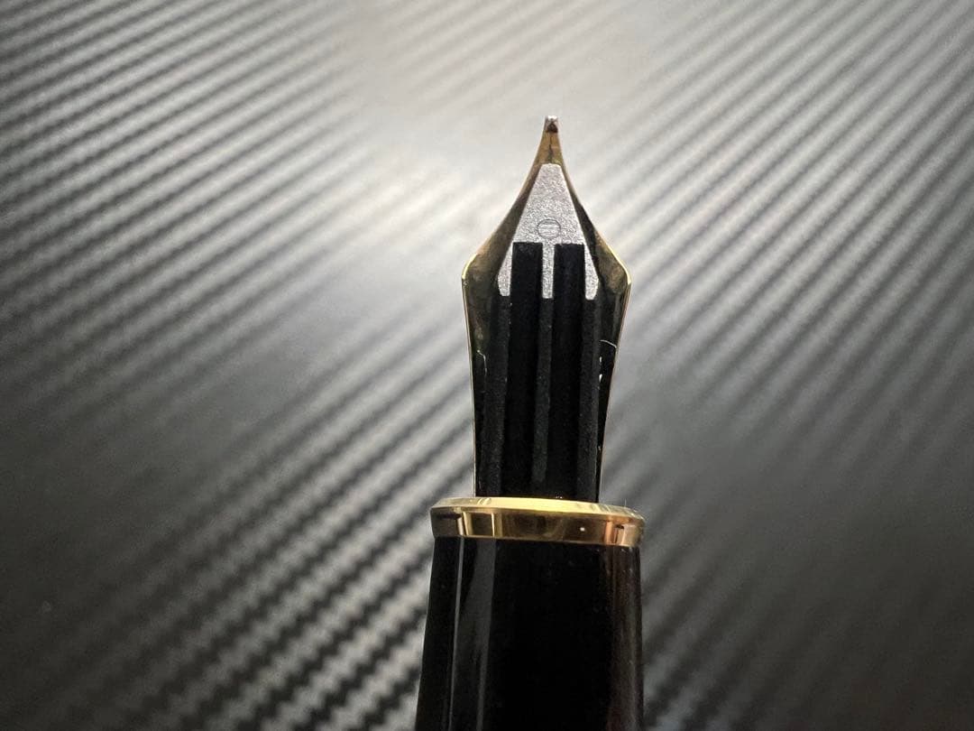 モンブラン マイスターシュテュック 万年筆 144 ブラック F 細字