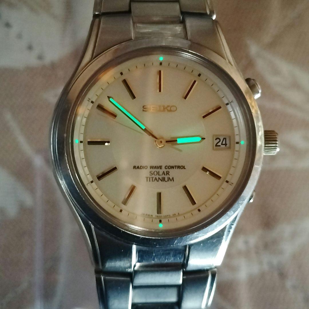セイコーメンズ腕時計　電波ソーラー　チタン製　日本製　7B22-0AD0 稼働品