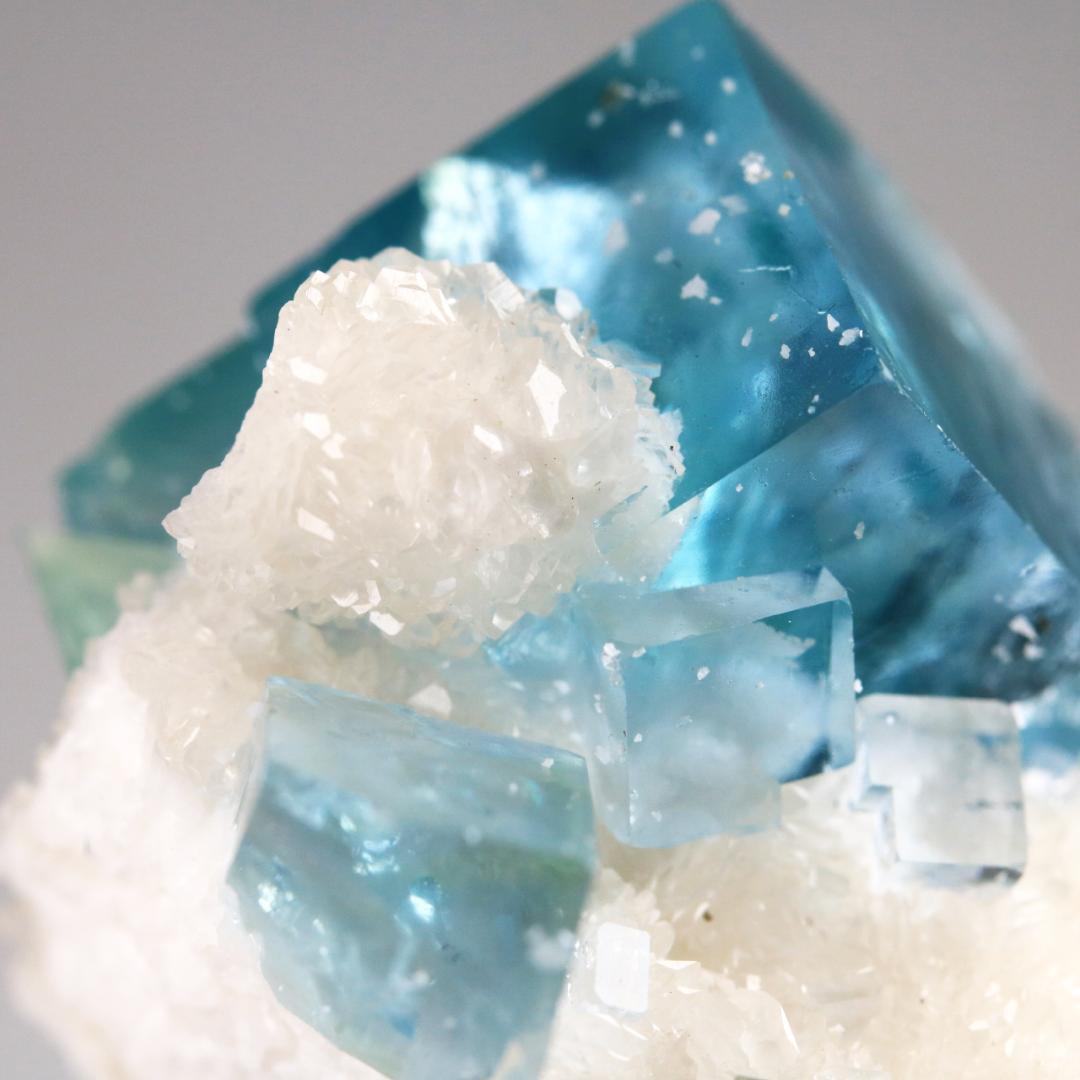 蛍石 フローライト 中国 湖南省産 【Ch139】 鉱物標本 天然石