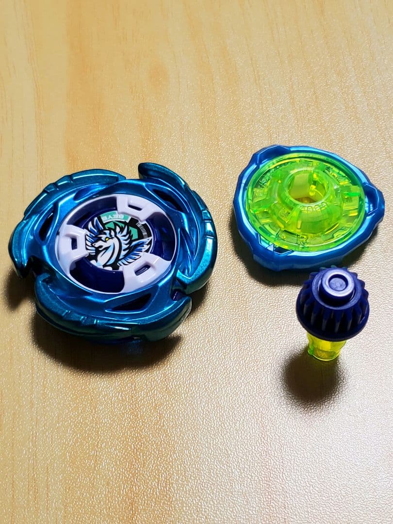 【ベイブレードX】エアロペガサス3-70A TAKARA TOMY Beyblade X Aero Pegasus 3-70A UX-00 - BeysAndBricks